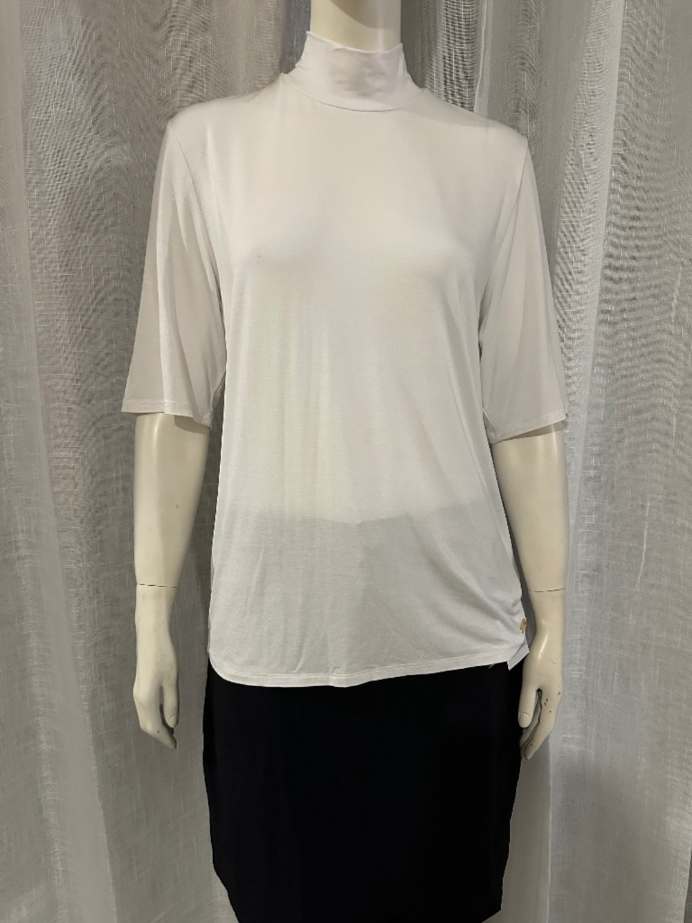 Calvin Klein Liquid Jersey Mock Neck Top White Large Short Sleeve
